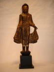 bouddha de Thaïlande debout