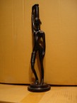 femme avec cou longue