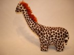 girafe avec du sable là dedans