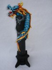 porte encens avec un dragon où la fumée sort de sa gueule