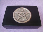boîte avec pentacle