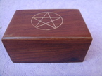 boîte avec pentacle