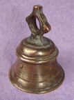 cloche de cheval ancien 