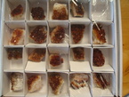 des minéraux en citrine
