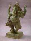 ganesha debout sur un rat