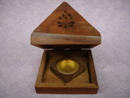 porte d'encens de cones