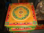 Une table en bois de sheesham 30x30cm