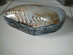 Une boîte en nacre 6cm