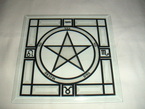 plaque en verre avec pentacle